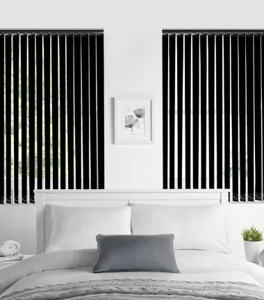 Вертикальні жалюзі